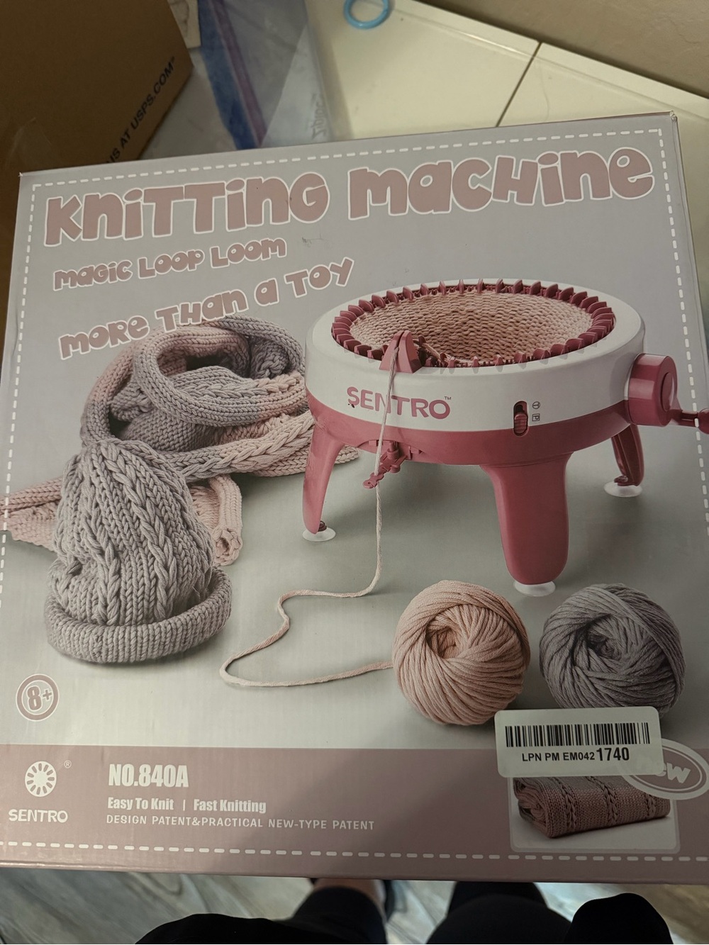 entro Kids Knitting Machine Loop Loom in Pink